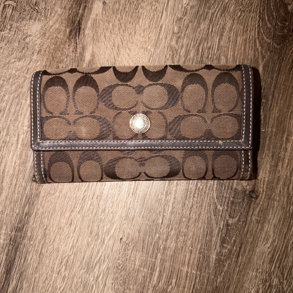 Coach wallet